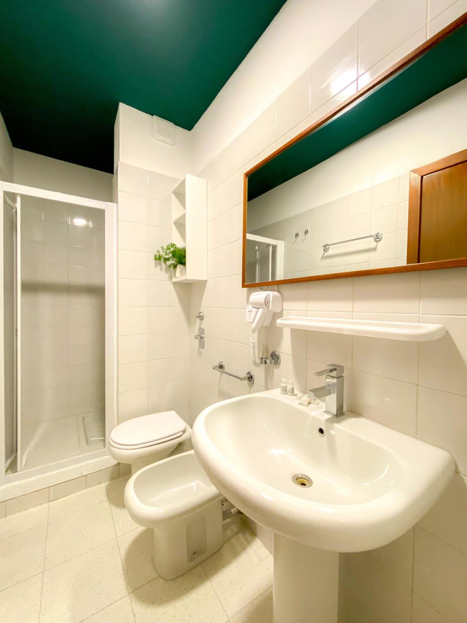 Rrrapido Hotel Sesto San Giovanni Luaran gambar
